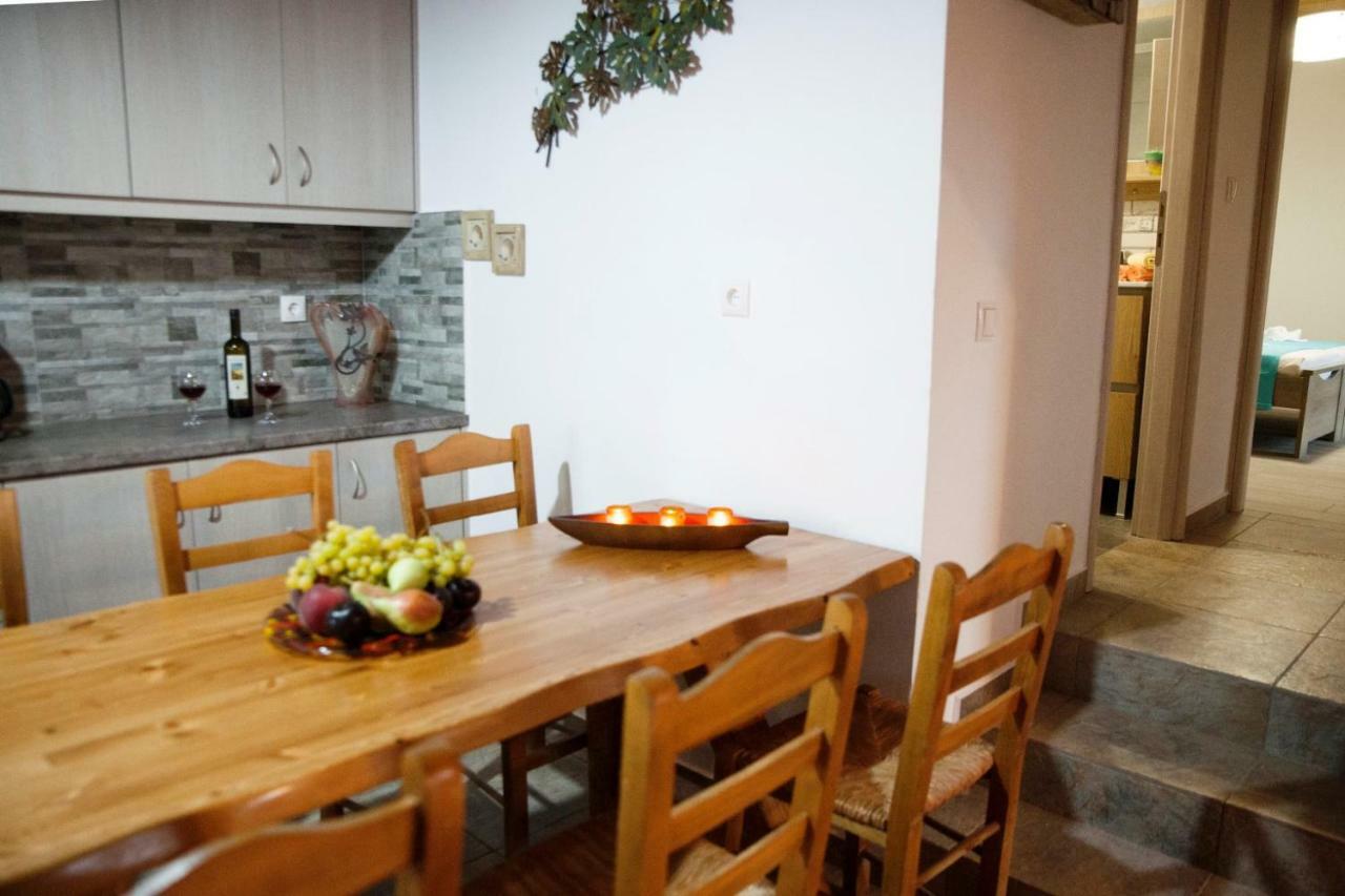 Alexandros Villa Agia Paraskevi  Luaran gambar