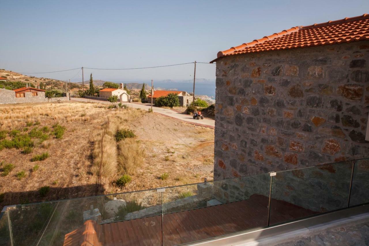 Alexandros Villa Agia Paraskevi  Luaran gambar